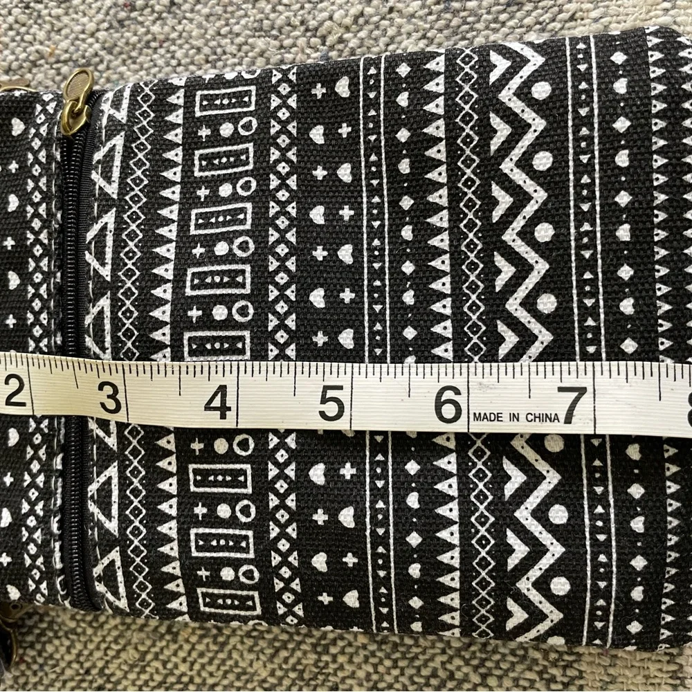Gray and Black Crossbody Bag - Picture 6 of 6